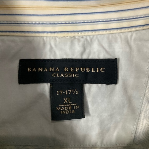 Banana Republic Men’s XL Striped Classic Fit Button Down Shirt - Picture 4 of 6